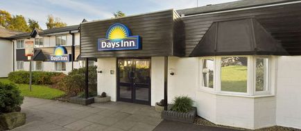 Days Inn Fleet M3 Exterior