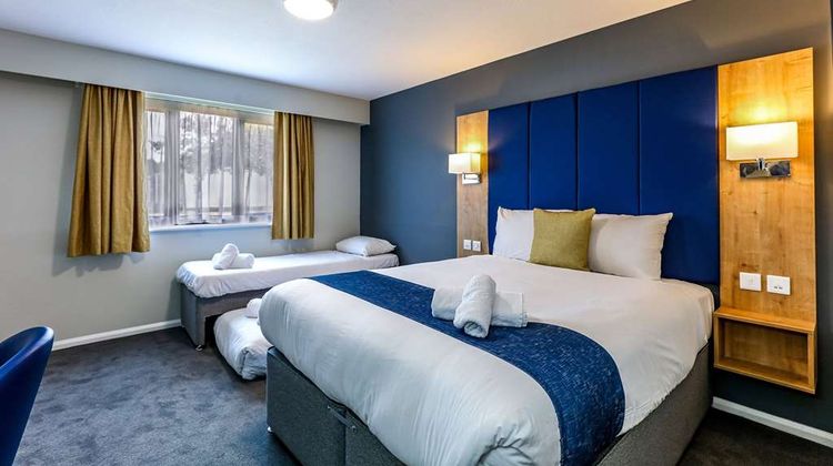 Days Inn Warwick North M40 Room