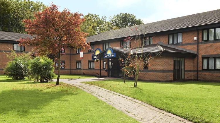 Days Inn Warwick North M40 Exterior