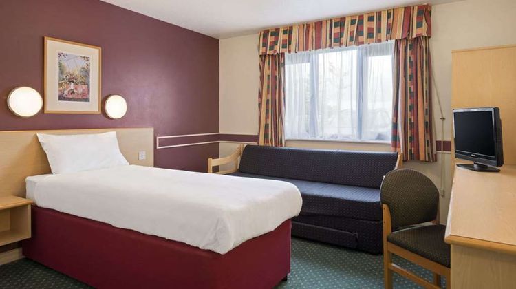 Days Inn Sheffield M1 Room