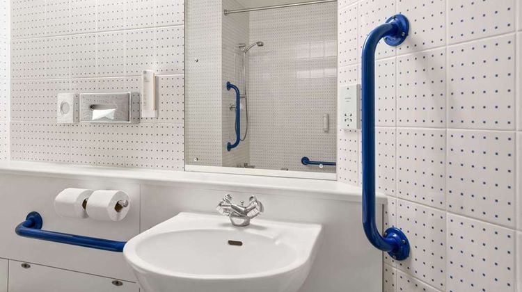 Days Inn Sheffield M1 Room