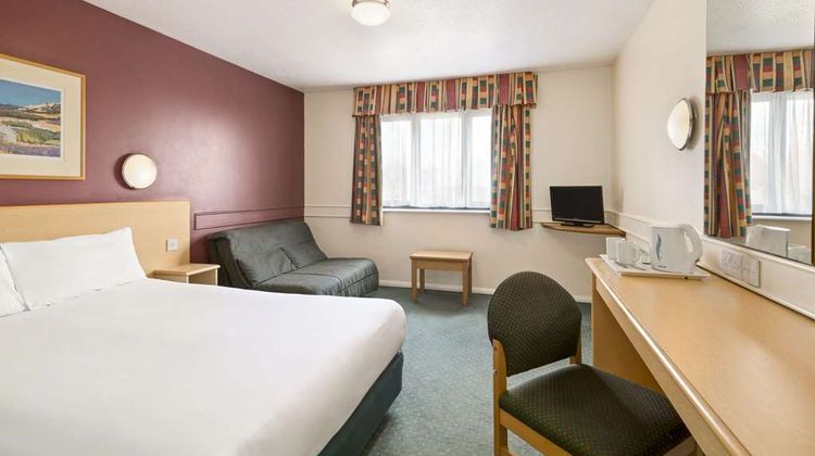 Days Inn Sheffield M1 Room