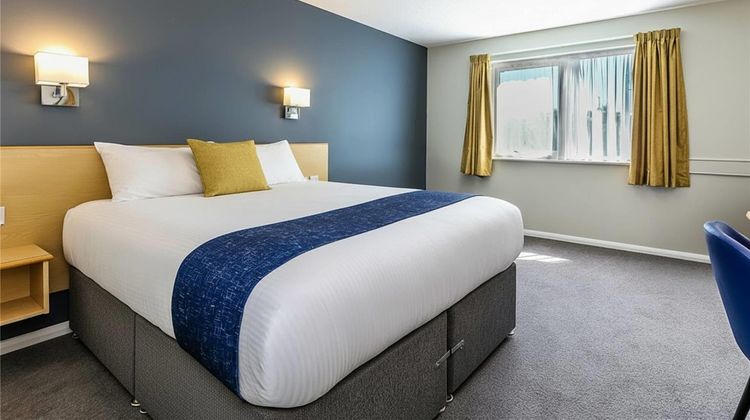 Days Inn Sheffield M1 Room