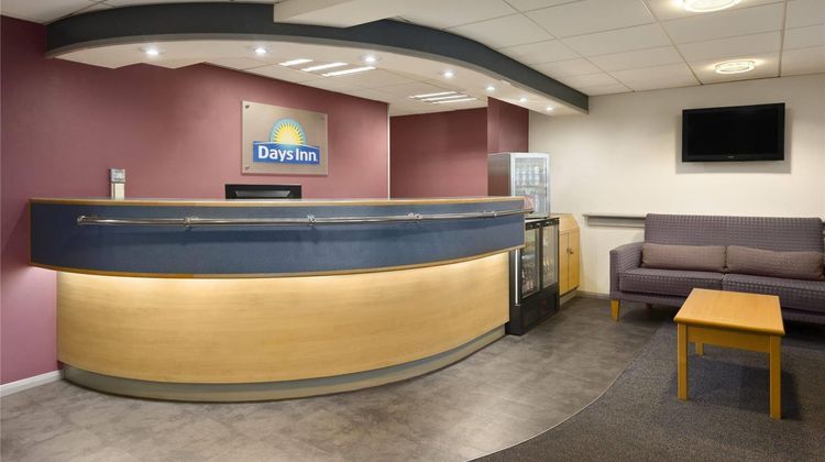 Days Inn Sheffield M1 Lobby