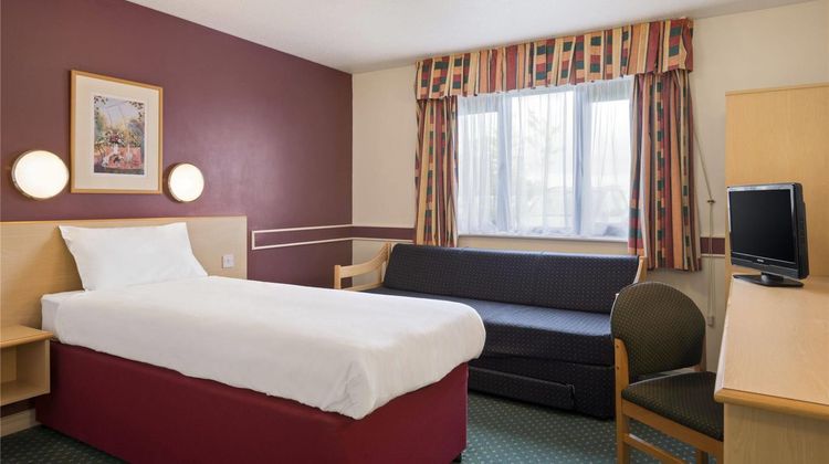 Days Inn Sheffield M1 Room
