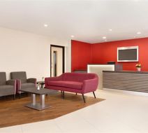 Ramada Bristol Lobby