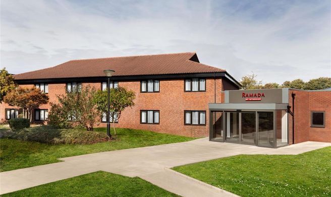 Ramada Bristol Exterior
