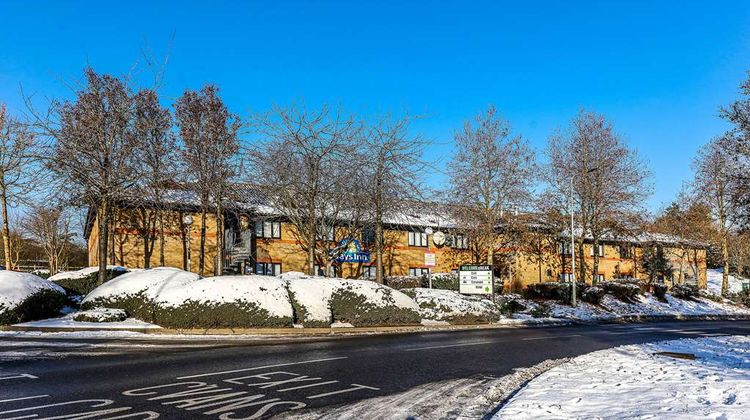 Days Inn London Stansted Airport Exterior
