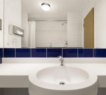 Days Inn Leicester Forest East Room