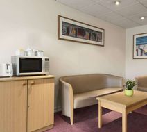 Days Inn Michaelwood M5 Lobby
