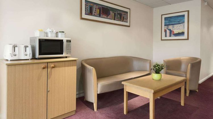 Days Inn Michaelwood M5 Lobby