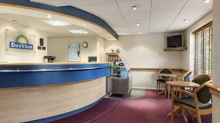 Days Inn Michaelwood M5 Lobby
