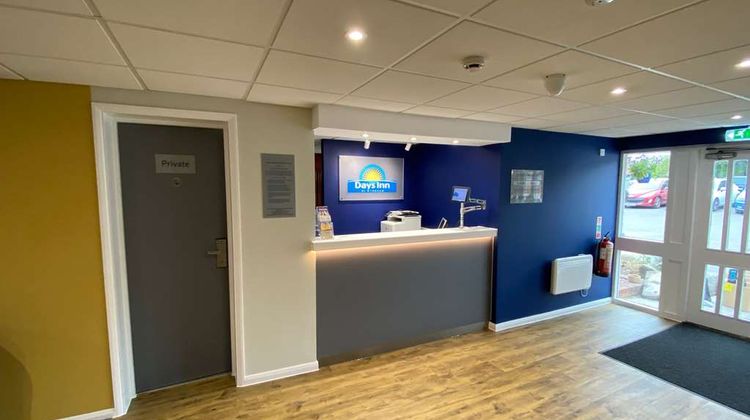 Days Inn Sedgemoor Lobby