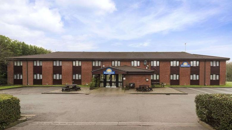 <b>Days Inn Bridgend Cardiff M4 Exterior</b>. Images powered by <a href="https://iceportal.shijigroup.com/" title="IcePortal" target="_blank">IcePortal</a>.
