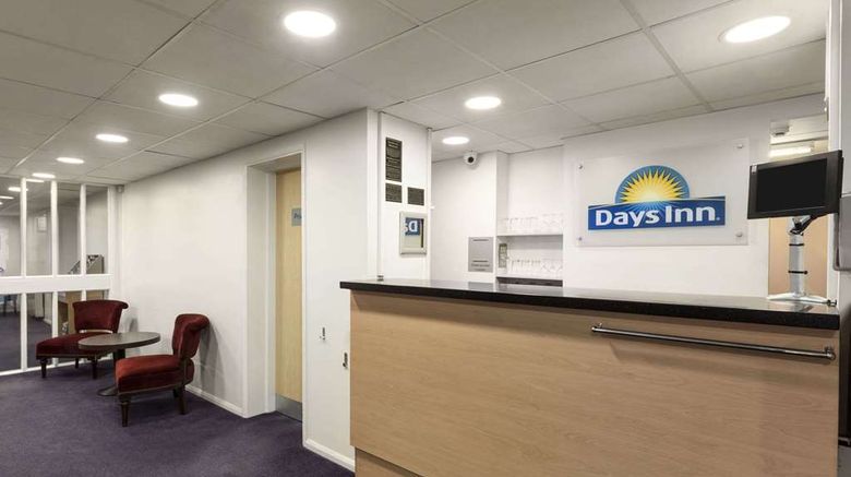 <b>Days Inn Bridgend Cardiff M4 Lobby</b>. Images powered by <a href="https://iceportal.shijigroup.com/" title="IcePortal" target="_blank">IcePortal</a>.