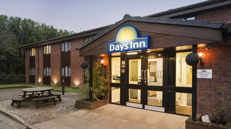 <b>Days Inn Bridgend Cardiff M4 Exterior</b>. Images powered by <a href="https://iceportal.shijigroup.com/" title="IcePortal" target="_blank">IcePortal</a>.