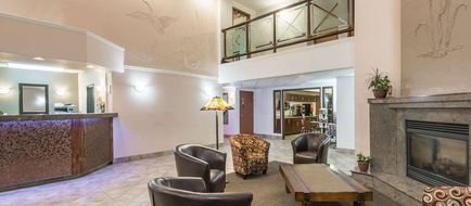 Super 8 Vermilion Lobby