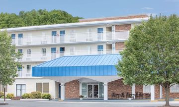 Howard Johnson Express Inn Staunton