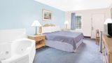<b>Howard Johnson Express Inn Staunton Suite</b>. Images powered by <a href="https://iceportal.shijigroup.com/" title="IcePortal" target="_blank">IcePortal</a>.