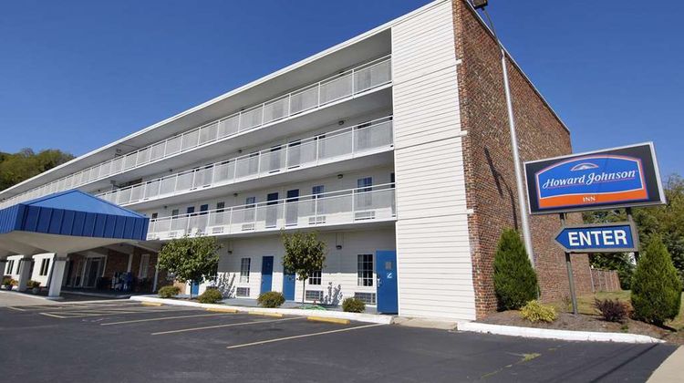 Howard Johnson Express Inn Staunton Exterior