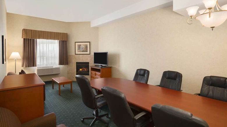 <b>Travelodge - Strathmore Suite</b>. Images powered by <a href="https://iceportal.shijigroup.com/" title="IcePortal" target="_blank">IcePortal</a>.