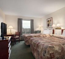 Travelodge Stony Plain Room