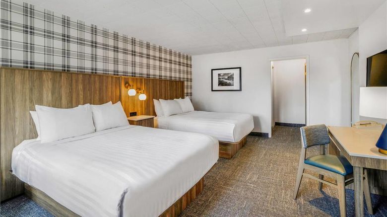 <b>Travelodge Niagara Falls at the Falls Room</b>. Images powered by <a href="https://iceportal.shijigroup.com/" title="IcePortal" target="_blank">IcePortal</a>.