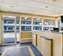 Travelodge Niagara Falls at the Falls Lobby