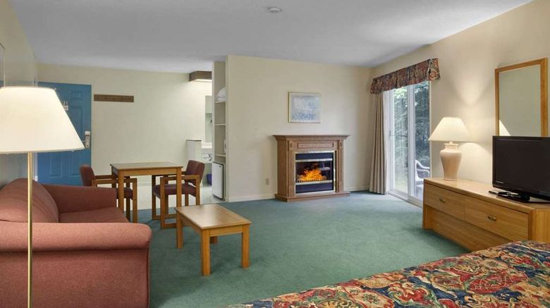 <b>Tru by Hilton Bracebridge ON Suite</b>. Images powered by <a href="https://iceportal.shijigroup.com/" title="IcePortal" target="_blank">IcePortal</a>.