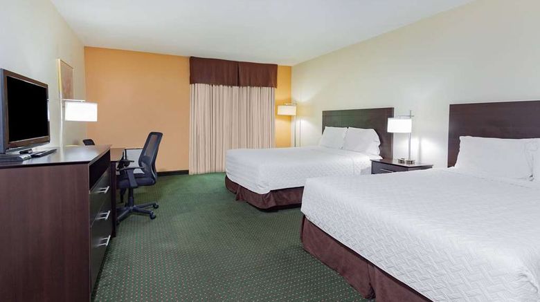 <b>Tru by Hilton Bracebridge ON Room</b>. Images powered by <a href="https://iceportal.shijigroup.com/" title="IcePortal" target="_blank">IcePortal</a>.