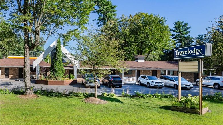<b>Tru by Hilton Bracebridge ON Exterior</b>. Images powered by <a href="https://iceportal.shijigroup.com/" title="IcePortal" target="_blank">IcePortal</a>.