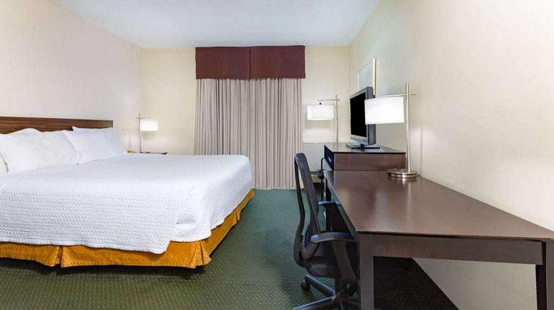 <b>Tru by Hilton Bracebridge ON Room</b>. Images powered by <a href="https://iceportal.shijigroup.com/" title="IcePortal" target="_blank">IcePortal</a>.