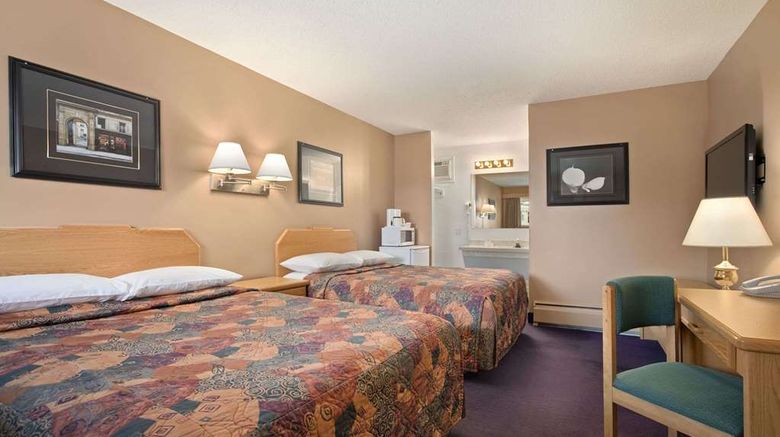 <b>Travelodge Moose Jaw Room</b>. Images powered by <a href="https://iceportal.shijigroup.com/" title="IcePortal" target="_blank">IcePortal</a>.