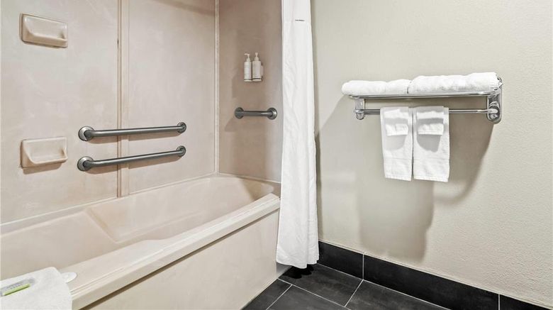 <b>Days Inn Nacogdoches Room</b>. Images powered by <a href="https://iceportal.shijigroup.com/" title="IcePortal" target="_blank">IcePortal</a>.
