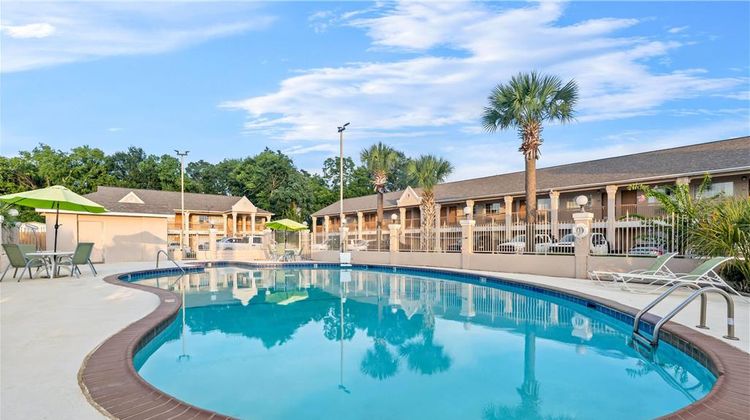 Days Inn Nacogdoches Pool