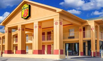 Super 8 Nashville West