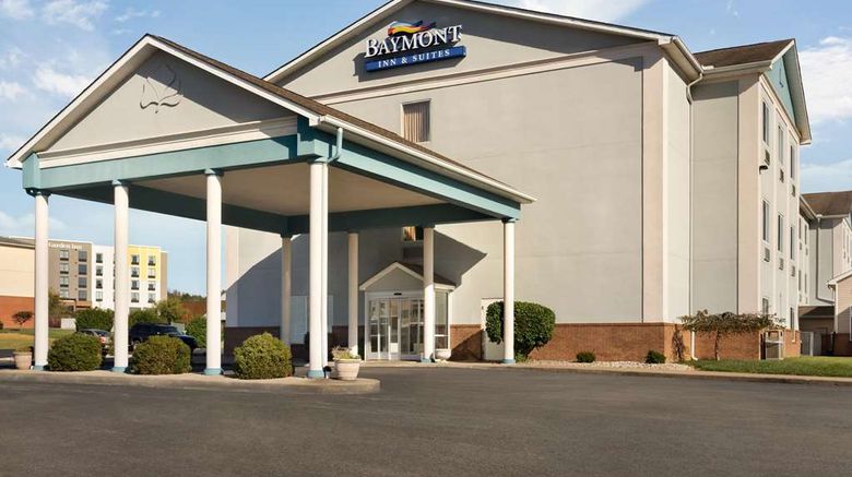 <b>Baymont Inn & Suites Elizabethtown Exterior</b>. Images powered by <a href="https://iceportal.shijigroup.com/" title="IcePortal" target="_blank">IcePortal</a>.