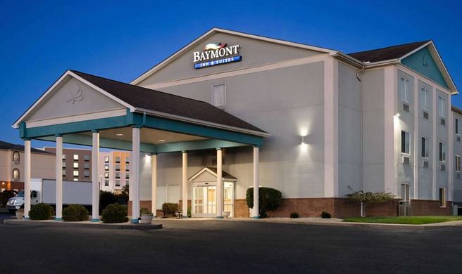Baymont Inn & Suites Elizabethtown Exterior