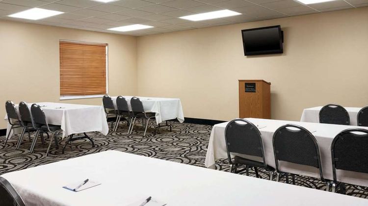 Baymont Inn & Suites Elizabethtown Meeting