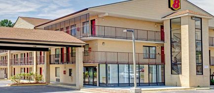 Super 8 Fredericksburg Exterior