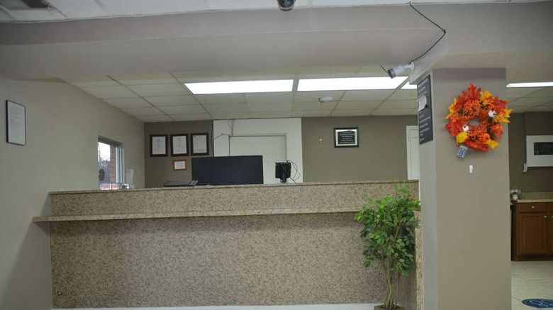 <b>Super 8 Fredericksburg Lobby</b>. Images powered by <a href="https://iceportal.shijigroup.com/" title="IcePortal" target="_blank">IcePortal</a>.