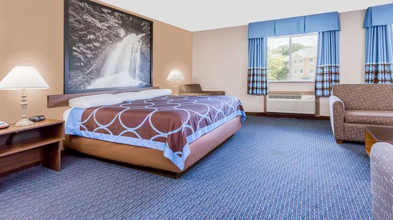 <b>Super 8 El Dorado Room</b>. Images powered by <a href="https://iceportal.shijigroup.com/" title="IcePortal" target="_blank">IcePortal</a>.