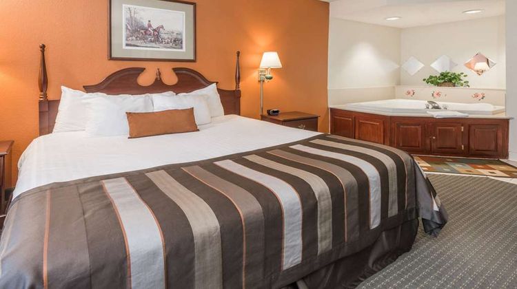 Wingate by Wyndham Indianapolis Airport Suite