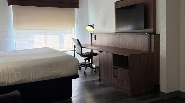 <b>Wingate by Wyndham Indianapolis Airport Room</b>. Images powered by <a href="https://iceportal.shijigroup.com/" title="IcePortal" target="_blank">IcePortal</a>.