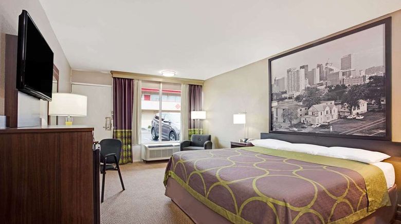 <b>Super 8 Oklahoma/Frontier City Room</b>. Images powered by <a href="https://iceportal.shijigroup.com/" title="IcePortal" target="_blank">IcePortal</a>.