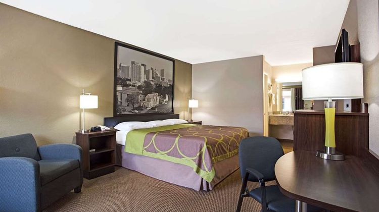 Super 8 Oklahoma/Frontier City Room