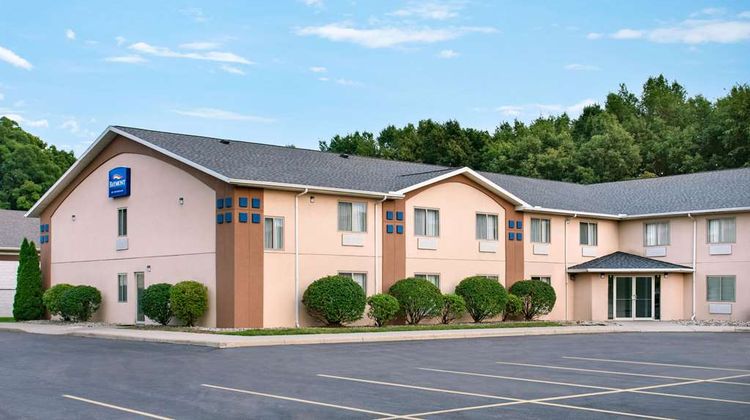 Baymont by Wyndham Swanton Exterior