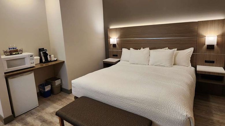 <b>Days Inn & Conference Centre Room</b>. Images powered by <a href="https://iceportal.shijigroup.com/" title="IcePortal" target="_blank">IcePortal</a>.
