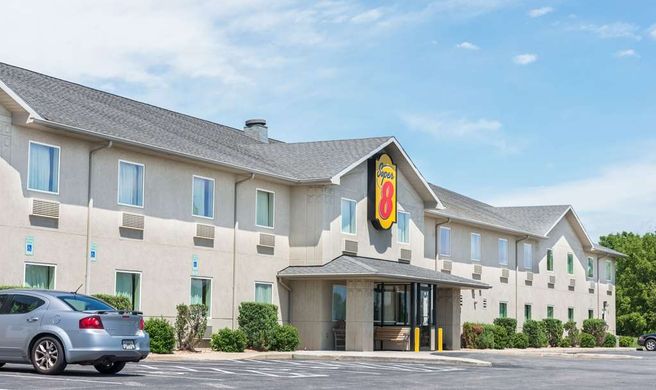Super 8 Hagerstown/Halfway Area Exterior