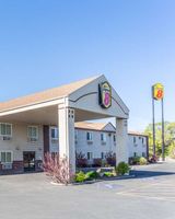 Super 8 Blackfoot